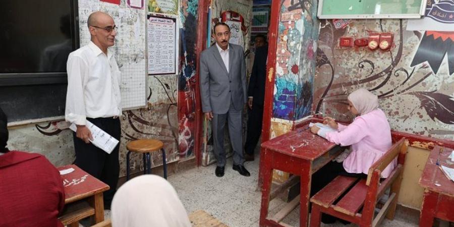 محافظ سوهاج يتفقد لجان امتحانات الثانوية العامة بدار السلام - المدينة برس