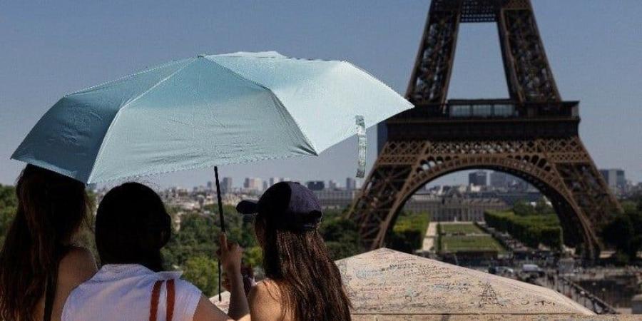 باريس تسجل ارتفاعًا في الوفيات بنسبة 62 % مع اشتداد الحر - بوابة المدينة برس
