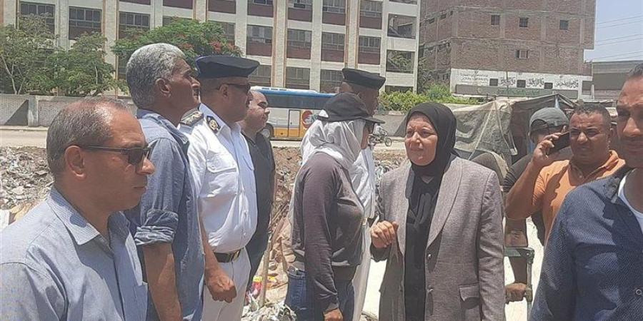 نائب محافظ القليوبية تقود حملة موسعة لإزالة الإشغالات وتطهير ترعة الشرقاوية بشبرا الخيمة (صور) - المدينة برس
