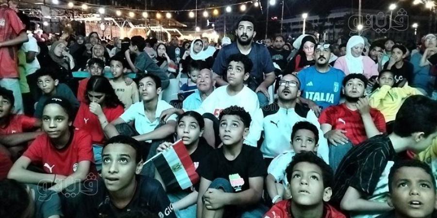 أهالى الإسماعيلية كلهم في الشارع لمتابعة مباراة منتخب مصر وأستراليا(فيديو) - المدينة برس