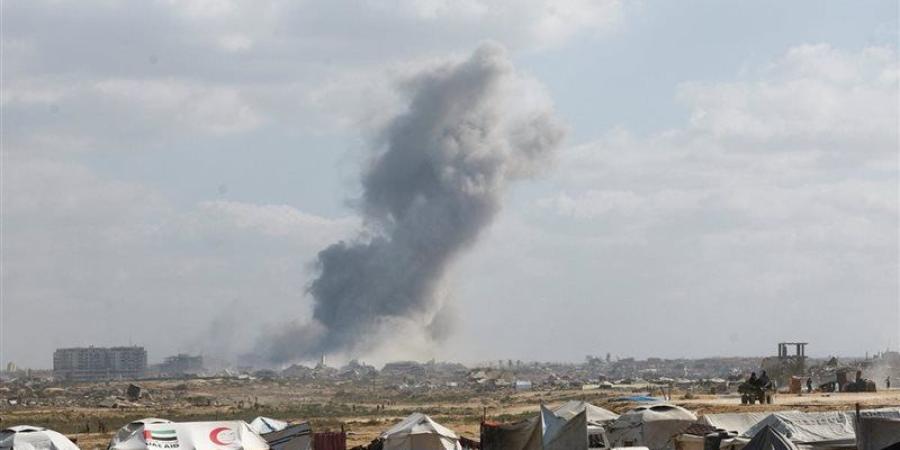 استشهاد شخص وإصابة آخرين في غارة إسرائيلية على غزة - المدينة برس