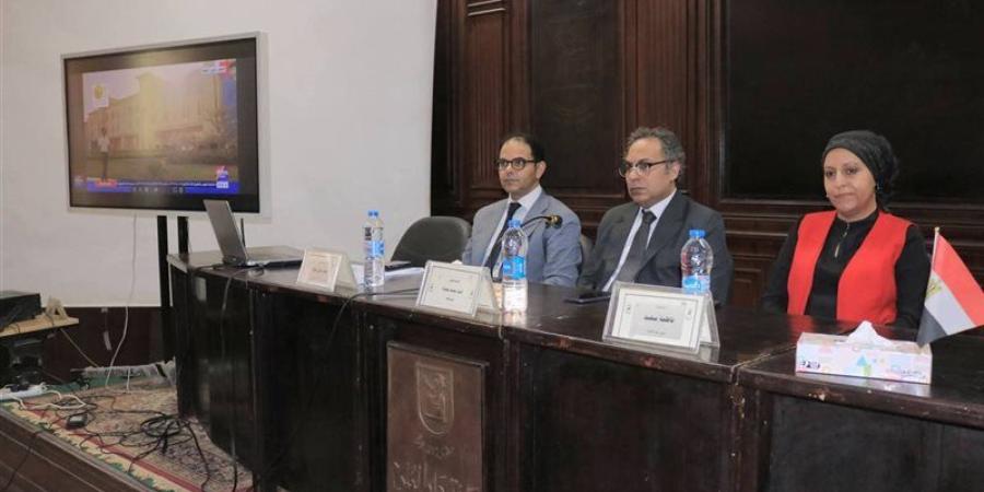 دار علوم القاهرة تناقش اللائحة الجديدة للدراسات العليا والبرامج المستحدثة - المدينة برس