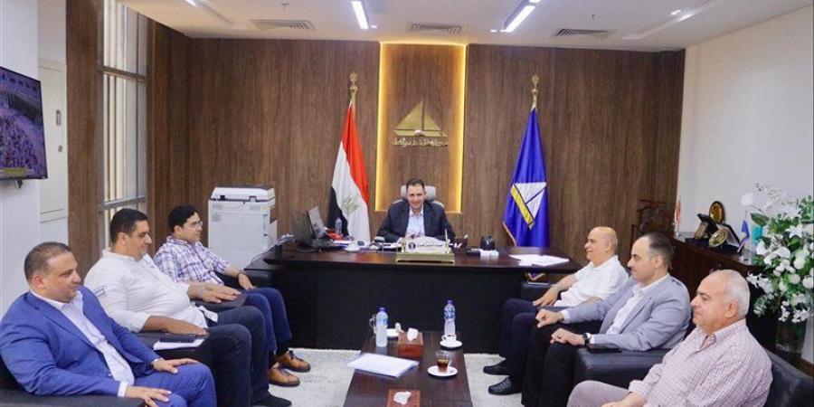 محافظ دمياط يلتقي نواب البرلمان والشيوخ لبحث ملفات التنمية والاستجابة لمطالب المواطنين - المدينة برس