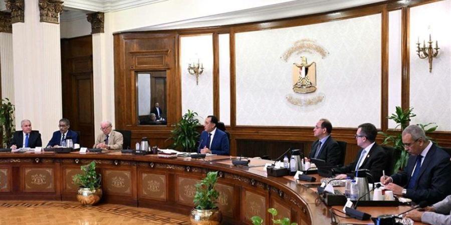 رئيس الوزراء يتابع ملف تسوية مديونية المؤسسات الصحفية القومية - المدينة برس