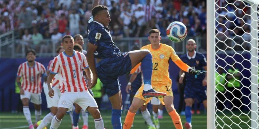 مبابي يتقدم لفرنسا بالهدف الأول في شباك باراجواي في كأس العالم - المدينة برس