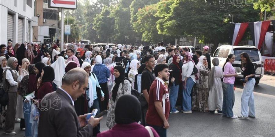 أثناء امتحان اللغة الأجنبية، إغماء طالبة داخل لجنة مدرسة بيجام الثانوية بالقليوبية - المدينة برس