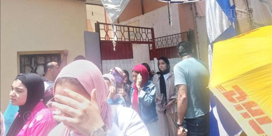 73 ألف طالب بالثانوية العامة بالدقهلية يؤدون اليوم امتحان الإنجليزي في 173 لجنة - المدينة برس