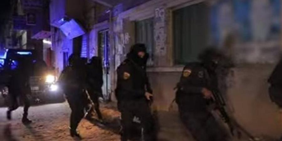 ضربات أمنية جديدة، ضبط 35 متهمًا بالبلطجة ومواد مخدرة وأسلحة نارية في حملات موسعة - المدينة برس
