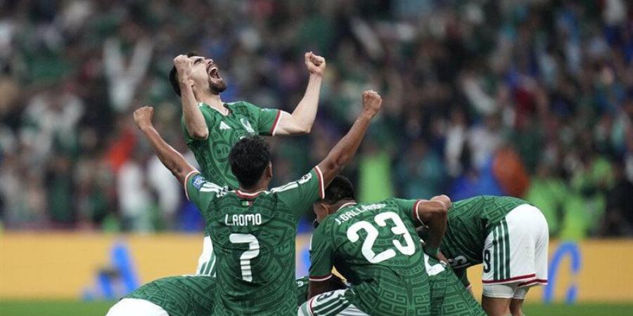 تشكيل المكسيك الرسمي لمواجهة إنجلترا في كأس العالم 2026 - المدينة برس