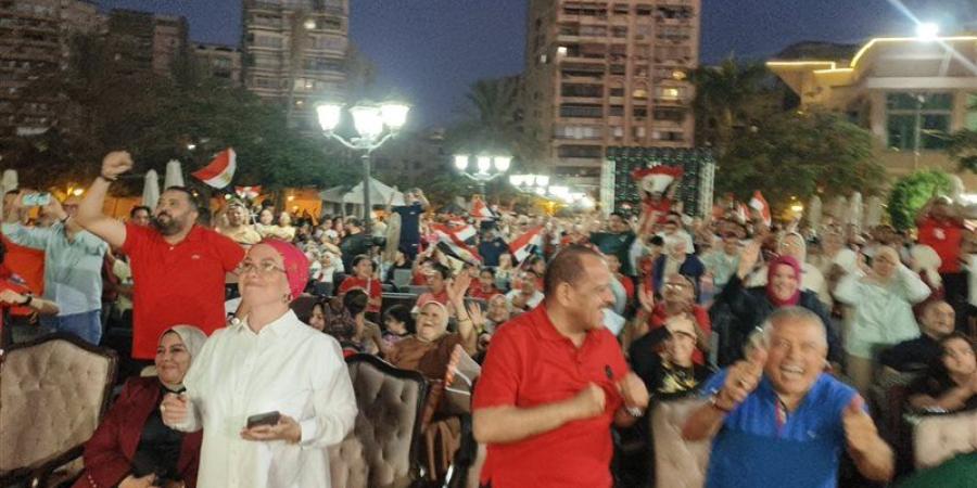 فرحة عارمة لجماهير الإسماعيلية، عقب تسديد هدف مصر الثاني في شباك الأرجنتين - المدينة برس