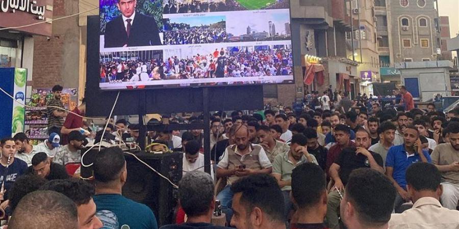 فرحة عارمة في المنوفية بعد هدف ياسر إبراهيم وتألق مصطفى شوبير أمام الأرجنتين (فيديو) - المدينة برس