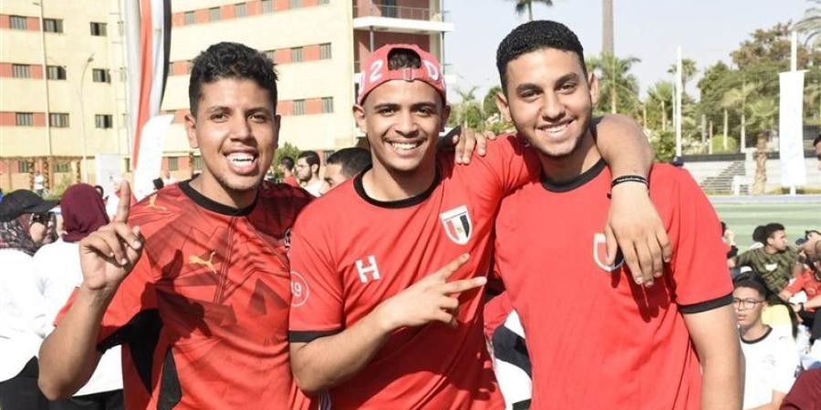 المدينة الجامعية بعين شمس تتحول لساحة تشجيع للمنتخب أمام الأرجنتين (صور) - المدينة برس