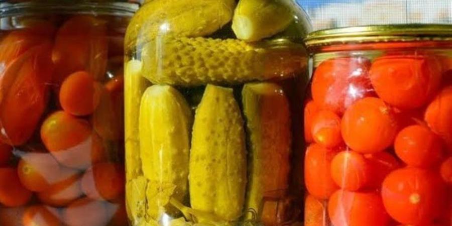تفسير رؤيا أكل المخلل في المنام وعلاقتها بخسارة مالية كبيرة - المدينة برس
