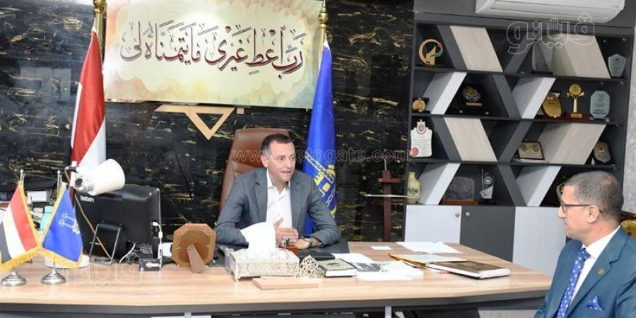 محافظ أسوان لـ مدير الرياضة الجديد: نواصل دعم القطاع وتعزيز الخدمات المقدمة للشباب - المدينة برس