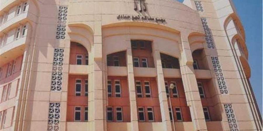 السجن عامين لمرشد سياحي تحرش بسائحة بريطانية داخل معبد دندرة بقنا - المدينة برس