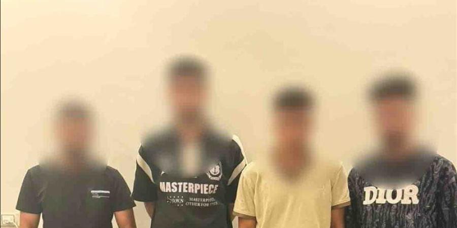 ضبط طالب و3 آخرين لترويجهم سماعات إلكترونية للغش في الامتحانات بسوهاج - المدينة برس