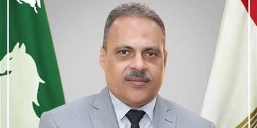 الأشموني يهنئ طالبتين من الشرقية ضمن أوائل الجمهورية بالتعليم الفنى - المدينة برس