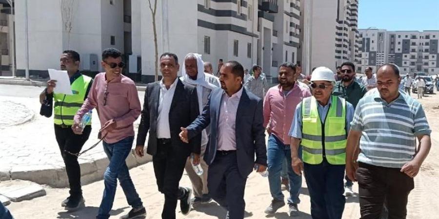 الموقف التنفيذي لمشروعات الإسكان والبنية الأساسية بمدن أسيوط وسوهاج والمنيا وملوي الجديدة - المدينة برس