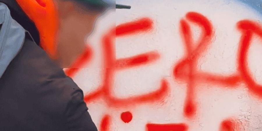 جدارية حديثة تتعرض للعبث ومطالب بمحاسبة المتورطين - بوابة المدينة برس