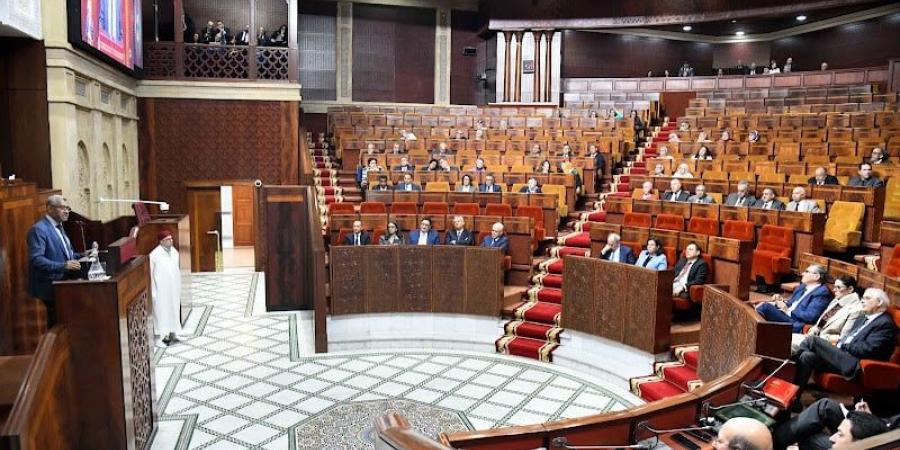 تقارير خارج النقاش .. وإسدال الستار على الولاية التشريعية يثير الانتقاد - بوابة المدينة برس