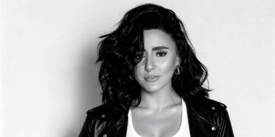 الموت يفجع الفنانة إيمان سلامة - المدينة برس