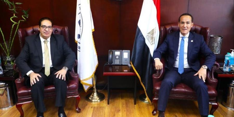 جامعة القاهرة وهيئة الاستثمار يبحثان دعم التحول الرقمي والذكاء الاصطناعي - المدينة برس