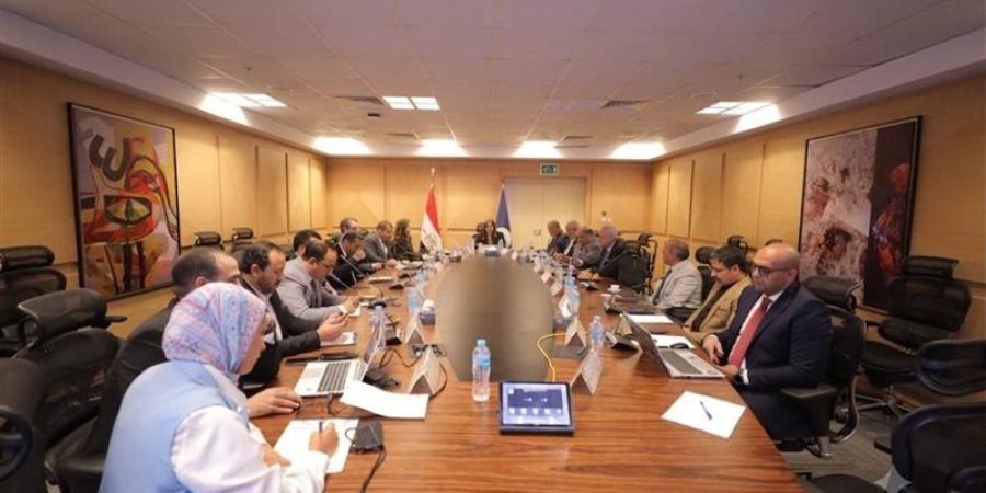 اللجنة العليا للحج تواصل اجتماعاتها لمناقشة الضوابط النهائية لموسم العمرة المقبل - المدينة برس