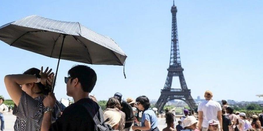 موجة حر تضرب ثلث الأراضي الفرنسية - بوابة المدينة برس