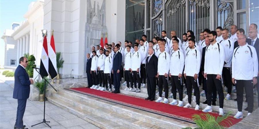 أخبار الرياضة اليوم: الرئيس السيسي يكرم بعثة منتخب مصر.. الرياض السعودي يقترب من صرف النظر عن ضم تريزيجيه.. وتطورات شركة الكرة بالزمالك.. رئيس "فيفا" يوجه رسالة خاصة لمنتخب مصر - المدينة برس