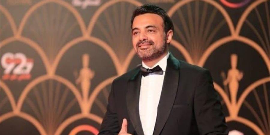 رسالة مؤثرة من عمرو محمود ياسين لمصطفى محمد ويطالب صلاح بالتدخل - المدينة برس