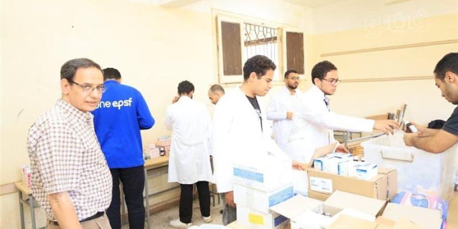جامعة المنيا تنظم قافلة طبية مجانية بديرمواس - المدينة برس