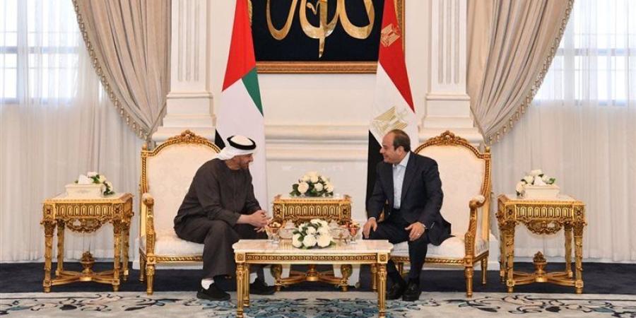 قمة مصرية إماراتية بالعلمين: السيسي وبن زايد يبحثان تطورات القضايا الإقليمية والدولية.. مستجدات الشرق الأوسط وجهود تجنب المزيد من التصعيد.. ويؤكدان على التنسيق والعمل المشترك لمواجهة التحديات - المدينة برس