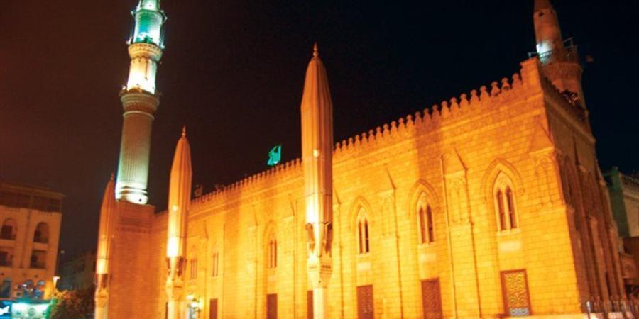 مواقيت الصلاة، موعد أذان العشاء اليوم الأحد في القاهرة والمحافظات - المدينة برس
