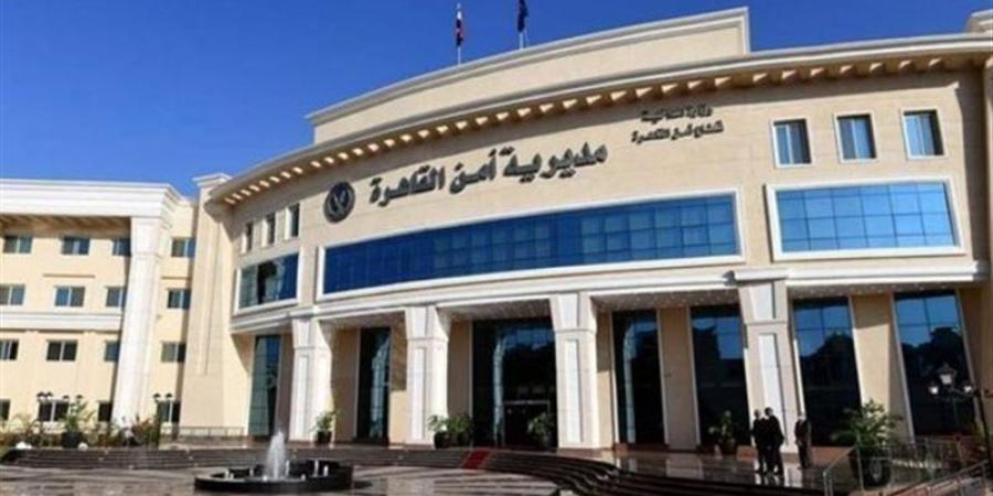 أمن القاهرة ينقذ شخصين بعد احتجازهما داخل مصعد بالتجمع الخامس (صور) - المدينة برس