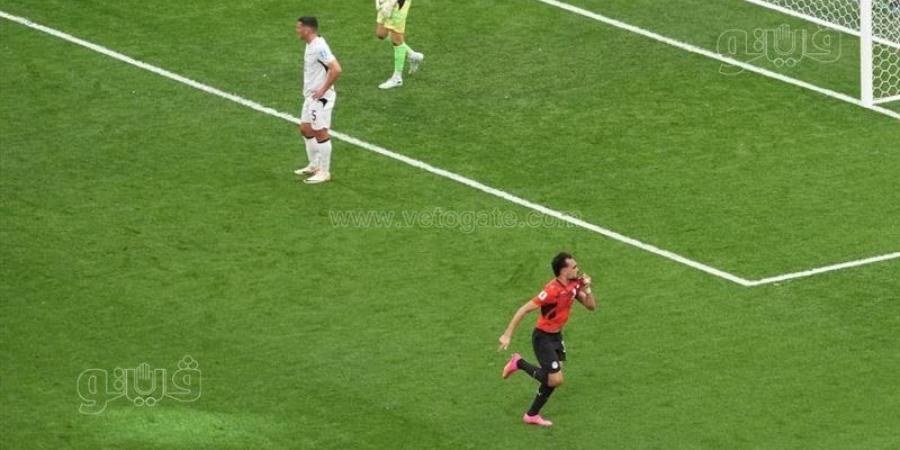 مصطفى زيكو: محمد صلاح أسطورة داخل وخارج الملعب وميسي كان يبحث عنه لمصافحته - المدينة برس
