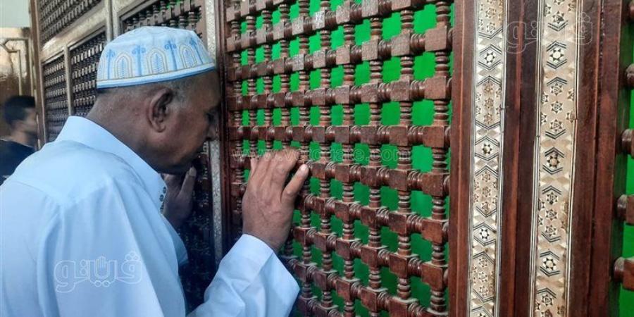 زوار من مختلف الأماكن، توافد كبير على مقام أبو النور بالإسماعيلية (فيديو) - المدينة برس