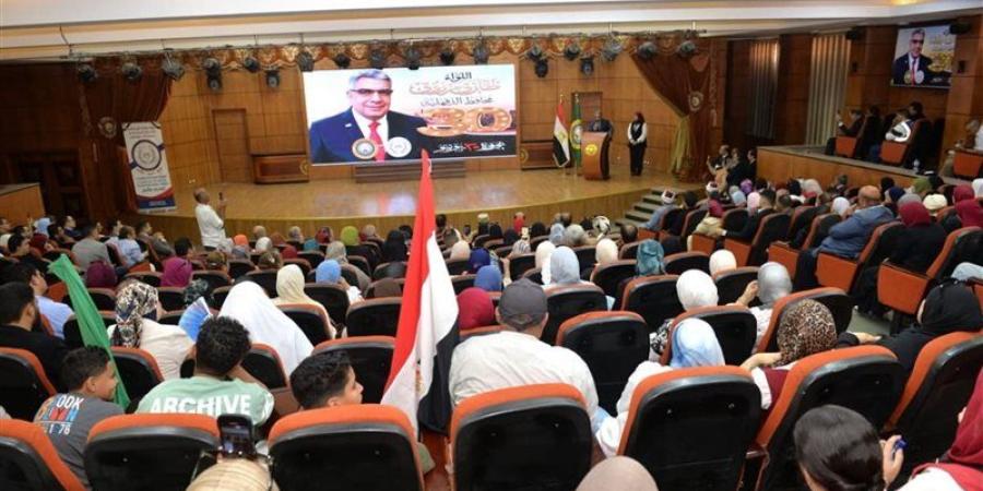 محافظ الدقهلية ورئيس هيئة الاستعلامات يشهدان احتفالية ذكرى ثورة 30 يونيو - المدينة برس