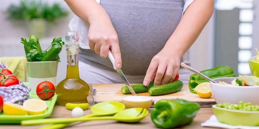 استشاري تغذية علاجية يكشف سر “ترموستات” الجسم (فيديو) - المدينة برس