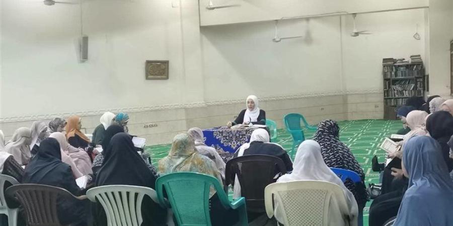 واعظات البحيرة يعقدن الدروس الدينية بمساجد المحافظة - المدينة برس