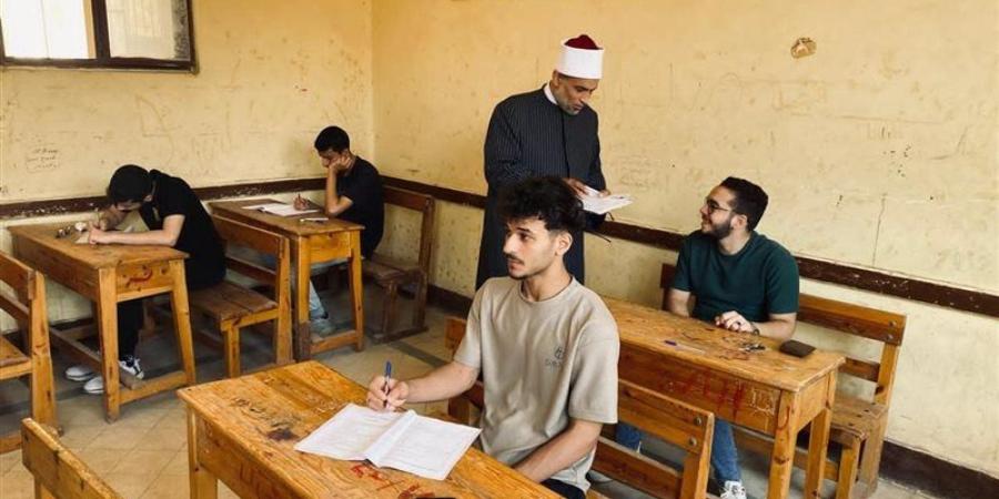 مرحلة جديدة تبدأ غدًا.. امتحانات ترسم مصير طلاب المعاهد الأزهرية - المدينة برس