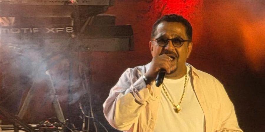 بإطلالة شبابية، ملك الراي الشاب خالد يشعل مسرح قرطاج بـ"عبد القادر وديدي" (فيديو) - المدينة برس