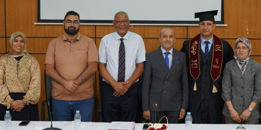 أطروحة تتصدى للتضليل الرقمي - بوابة المدينة برس