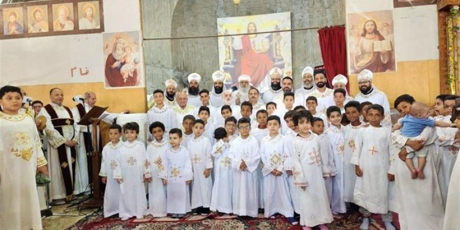 الأنبا ميخائيل يرسم شمامسة جدد للخدمة في إيبارشية حلوان - المدينة برس