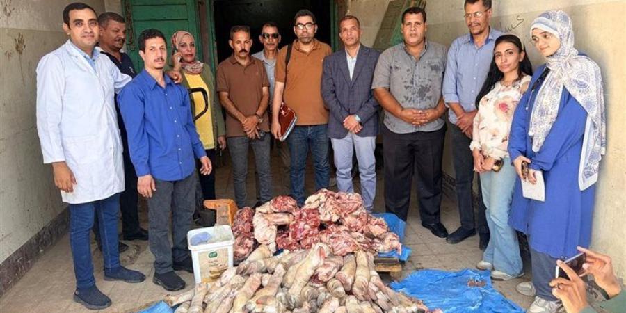ضبط 250 كيلو من لحوم غير صالحة للاستهلاك الآدمي بأحد المطاعم الشهيرة بسوهاج - المدينة برس