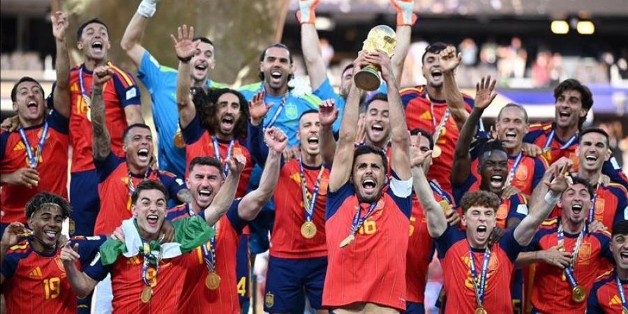 السجل الذهبي لـ أبطال كأس العالم بعد تتويج إسبانيا بنسخة 2026 (انفوجراف) - المدينة برس