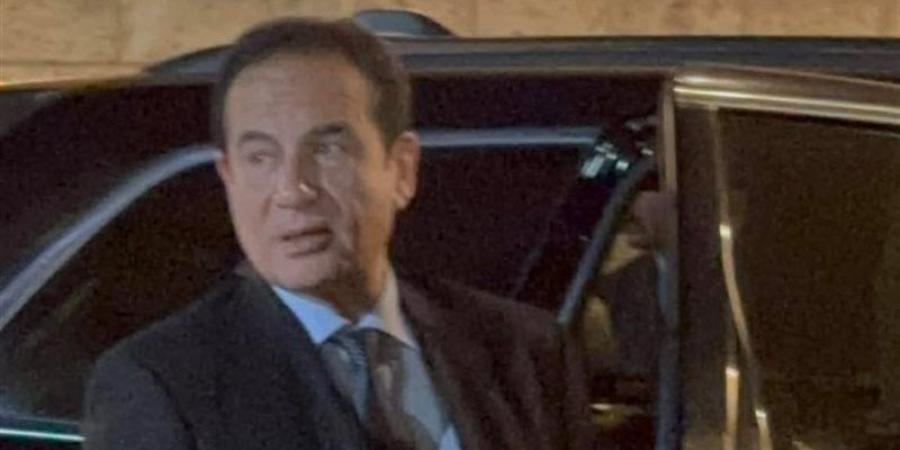 محمد ثروت يقدم واجب العزاء في هاني شنودة بكنيسة المرعشلي بالزمالك - المدينة برس
