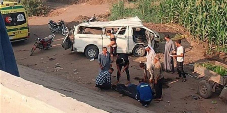 بين صراخ الركاب وسقوط الميكروباص، كواليس الدقائق الأخيرة لضحايا حادث طريق "بنها الحر" - المدينة برس
