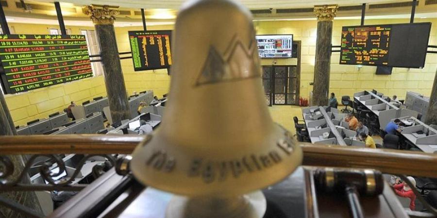 العقارات تتصدر بقيمة 2.2 مليار جنيه، 11 قطاعًا تقود تداولات البورصة في مستهل الأسبوع - المدينة برس