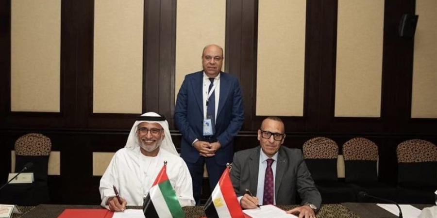 مصر والإمارات توقعان مذكرة تفاهم لتعزيز الربط الجوي - المدينة برس