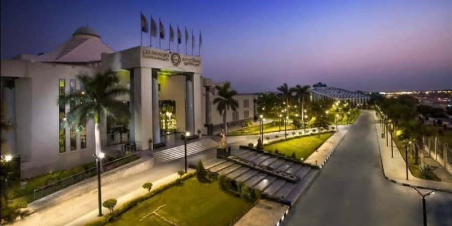 بالصور.. جامعة مصر للعلوم والتكنولوجيا تحتفل بتخريج الدفعة 25 من كلية طب الأسنان وسط أجواء مميزة - المدينة برس